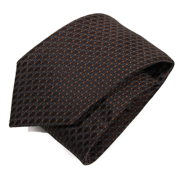 NEW/AUTHENTIC GUCCI 349391 Men’s Interlocking GG Woven 100% Silk Tie, Brown