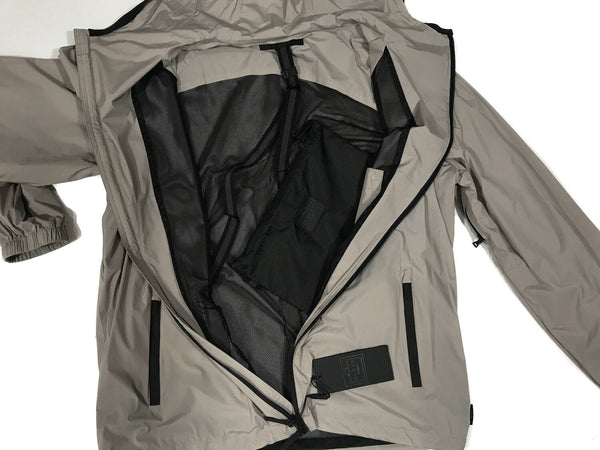 GUCCI 304834 Viaggio Collection Men’s Nylon Stretch Hooded Sports Jacket, Sz 54